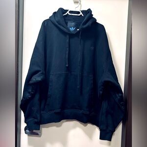 Adidas Black Sweatshirt Pullover Hoodie 💯 % cotton. Thick material & heavy.